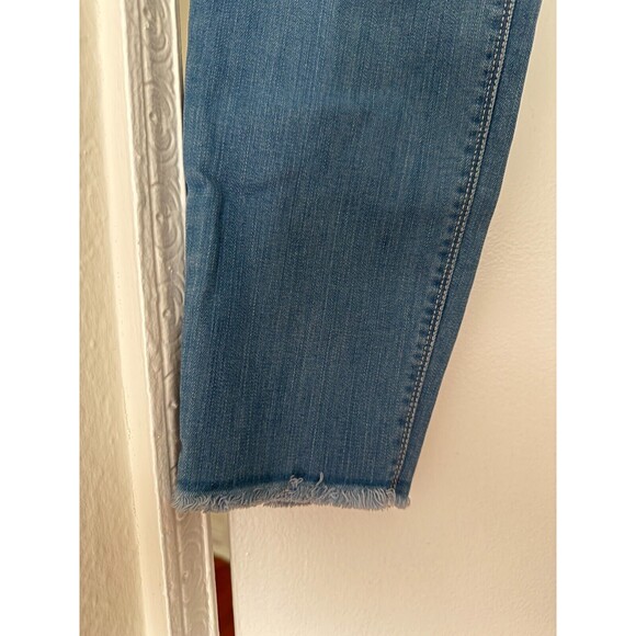 Vince Camuto Women's Ankle Jeans 30/10 - Picture 2 of 5